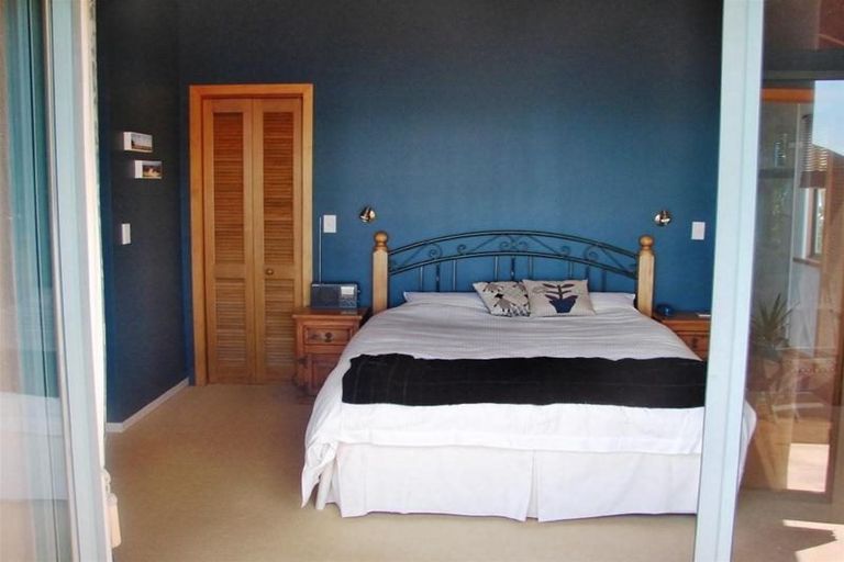 Photo of property in 14 Oceana Heights, Tairua, 3508