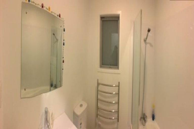 Photo of property in 3a Chester Road, Tawa, Wellington, 5028