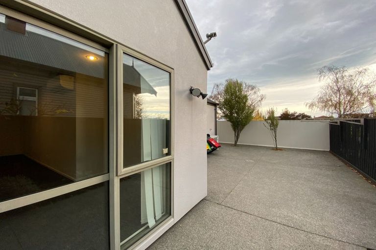 Photo of property in 18 Mona Vale Avenue, Riccarton, Christchurch, 8011