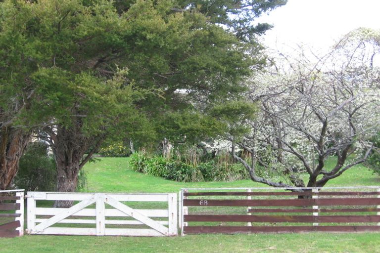 Photo of property in 68 Pa Road, Hahei, Whitianga, 3591