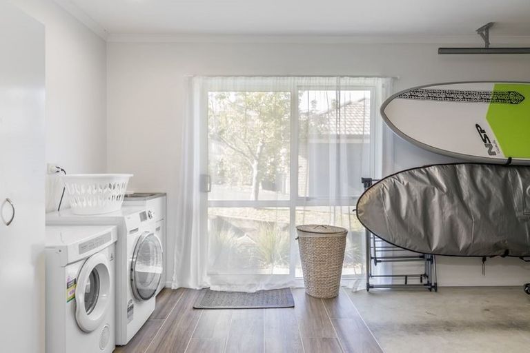 Photo of property in 21b Bonita Avenue, Stanmore Bay, Whangaparaoa, 0932