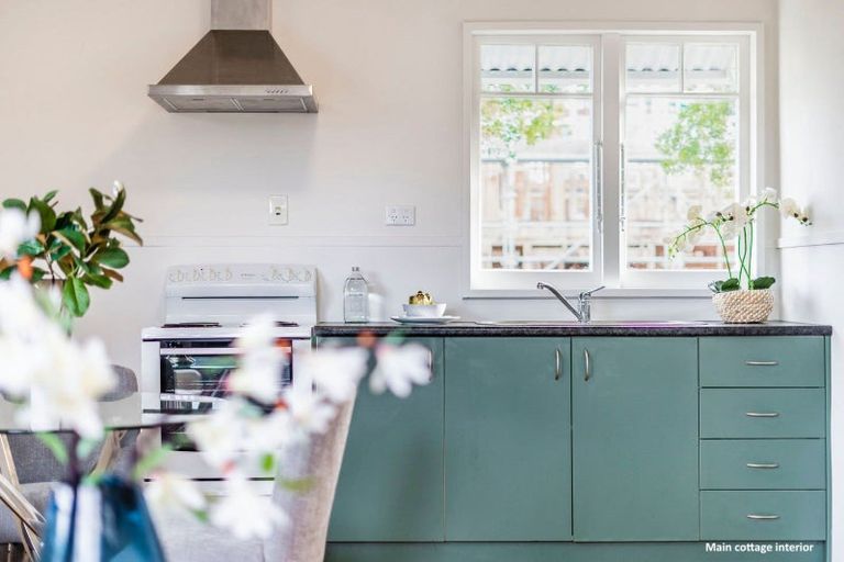 Photo of property in 1/48 Woodside Road, Massey, Auckland, 0614