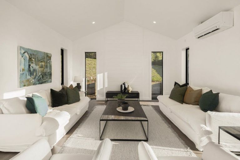 Photo of property in 10 Kerr Crescent, Patumahoe, 2679