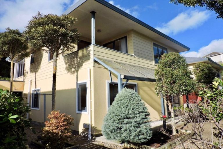 Photo of property in 5/5 Court Road, Tawa, Wellington, 5028