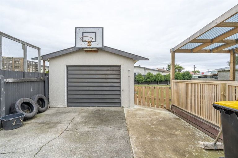 Photo of property in 19 Milton Street, Gore, 9710