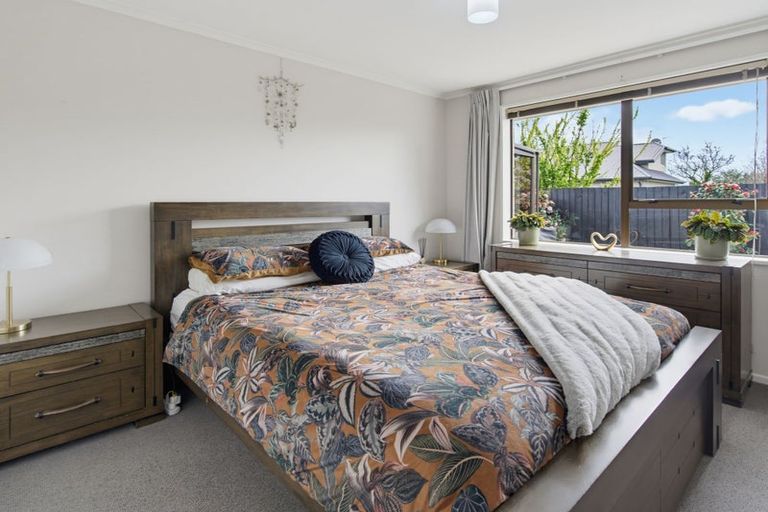 Photo of property in 2/244 Main Road North, Redwood, Christchurch, 8051