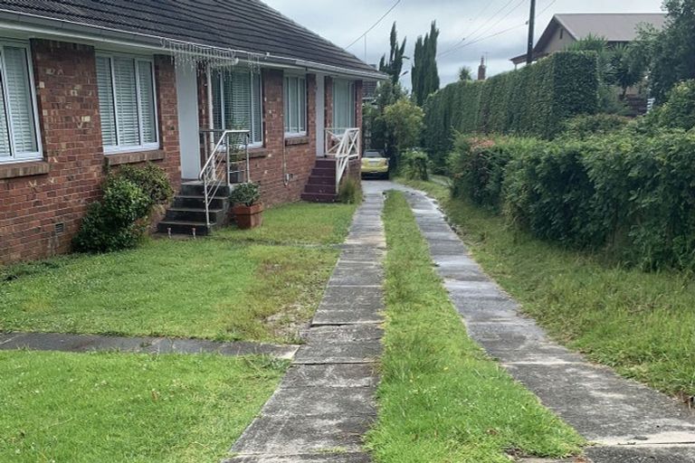 Photo of property in 2/300 Lake Road, Hauraki, Auckland, 0622