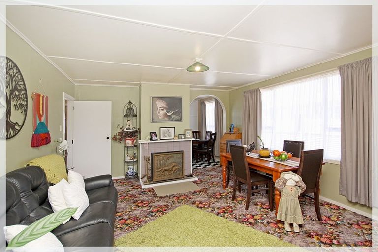 Photo of property in 40 Cook Street, Foxton, 4814