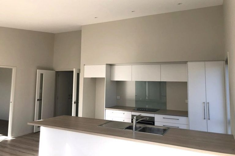 Photo of property in 35 Awataha Crescent, Pyes Pa, Tauranga, 3110