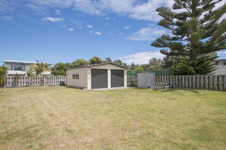 Photo of property in 300 Seaforth Road, Waihi Beach, 3611