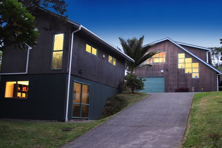 Photo of property in 8 Upland Road, Huia, Auckland, 0604