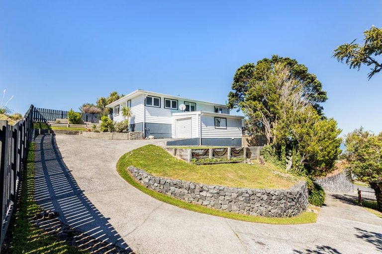 Photo of property in 23 Cypress Drive, Maungaraki, Lower Hutt, 5010