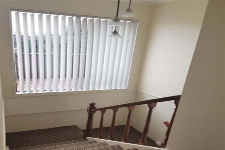 Photo of property in 1a Shortland Street, Lower Vogeltown, New Plymouth, 4310
