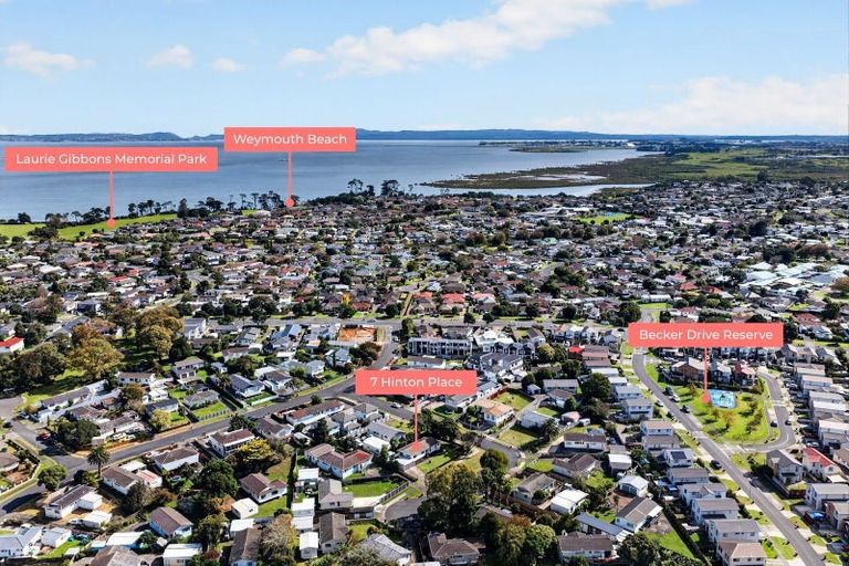 Photo of property in 7 Hinton Place, Weymouth, Auckland, 2103