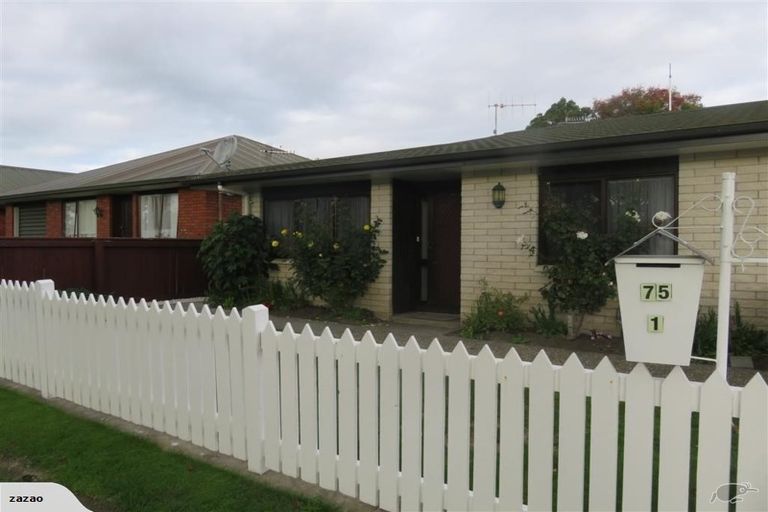 Photo of property in 1/75 Reynolds Road, Havelock North, 4130