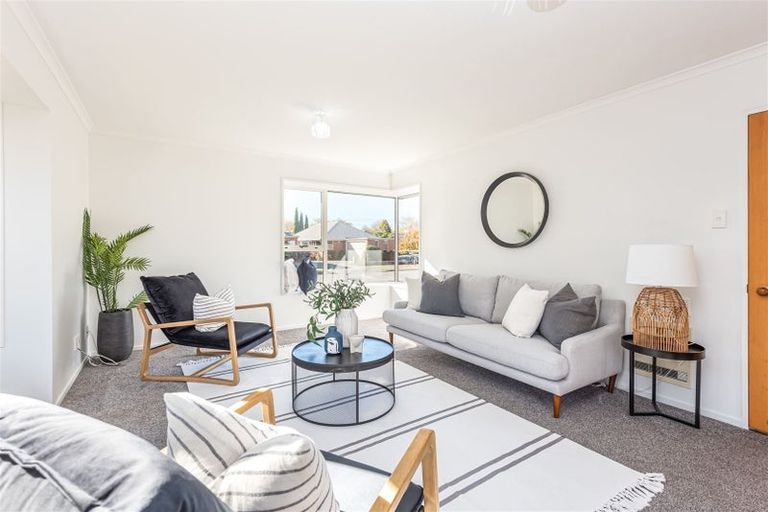 Photo of property in 45 Showgate Avenue, Sockburn, Christchurch, 8042