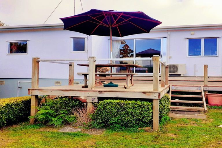 Photo of property in 46 Bays Road, Orere Point, Papakura, 2585