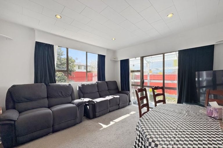 Photo of property in 4/2 Benzie Avenue, Elderslea, Upper Hutt, 5018