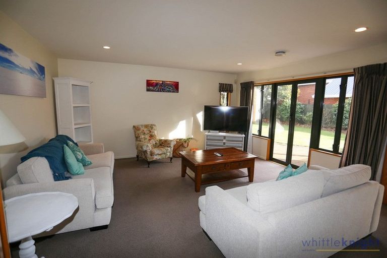 Photo of property in 27 Rempstone Drive, Halswell, Christchurch, 8025