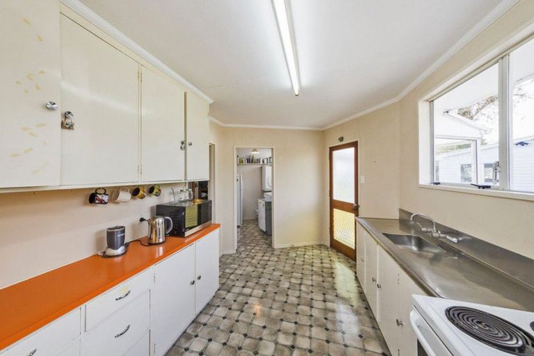 Photo of property in 57 Lockhart Avenue, Milson, Palmerston North, 4414