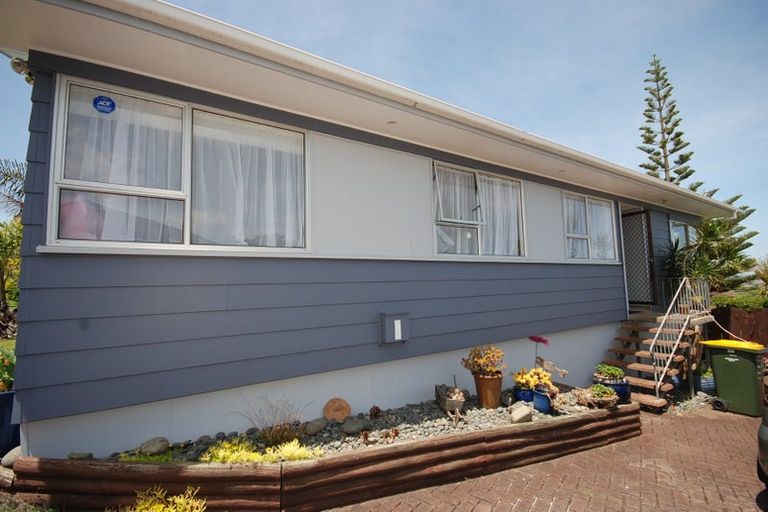 Photo of property in 160 Ransom Smyth Drive, Goodwood Heights, Auckland, 2105