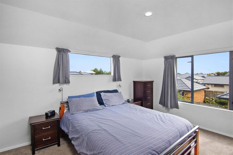 Photo of property in 40a Sawyers Arms Road, Northcote, Christchurch, 8052