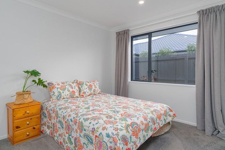 Photo of property in 4 Pierce Street, Marshland, Christchurch, 8083