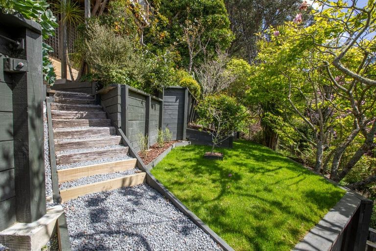 Photo of property in 8 Kowhai Road, Kelburn, Wellington, 6012