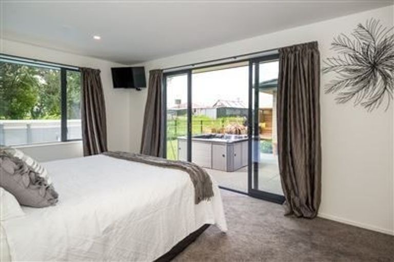Photo of property in 28a Springwater Avenue, Northwood, Christchurch, 8051
