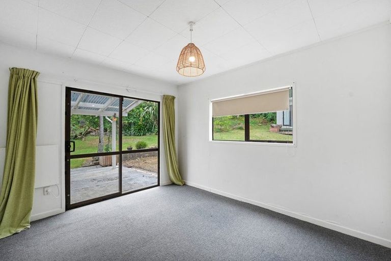 Photo of property in 3 Foster Avenue, Huia, Auckland, 0604