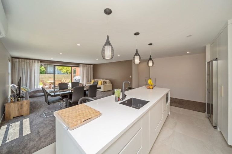 Photo of property in 3 Mackillop Way, Brooklands, New Plymouth, 4310