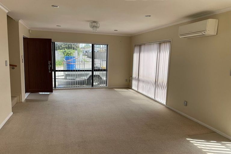 Photo of property in 38 Ashlynne Avenue, Papatoetoe, Auckland, 2025