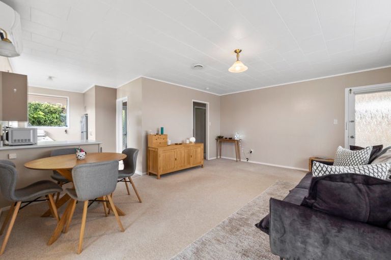 Photo of property in 3a Rossiter Crescent, Lynmouth, New Plymouth, 4310