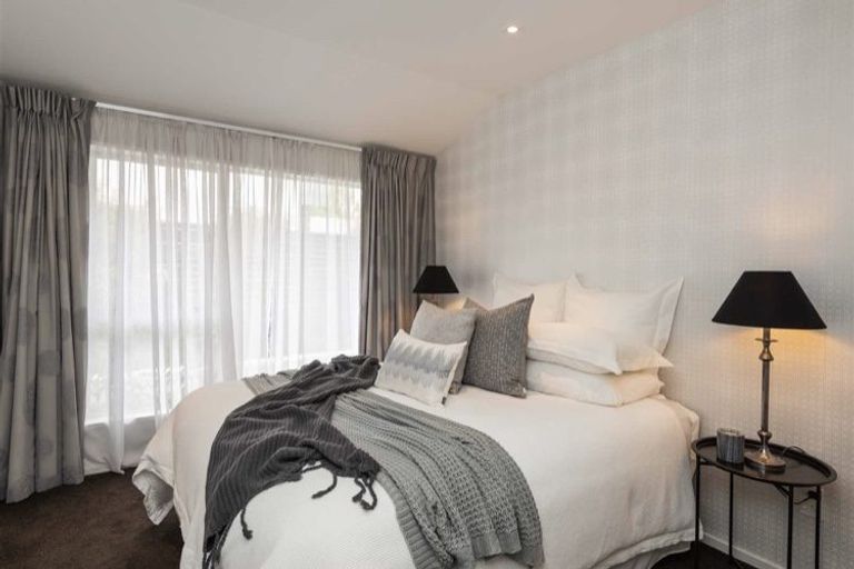 Photo of property in 3/132 Leinster Road, Merivale, Christchurch, 8014