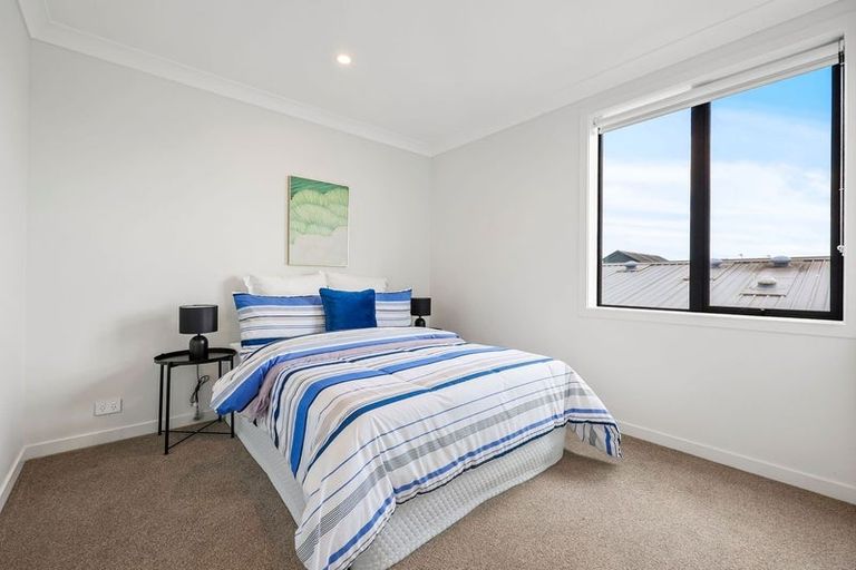 Photo of property in 26 Rauriki Lane, Rosehill, Papakura, 2113