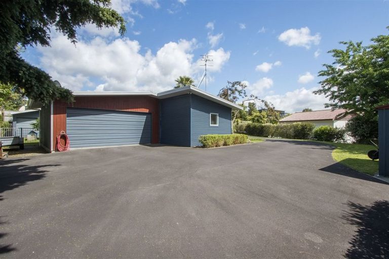 Photo of property in 42 Macmillan Street, Katikati, 3129