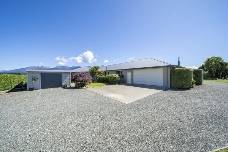 Photo of property in 56 Hawea Place, Te Anau, 9600
