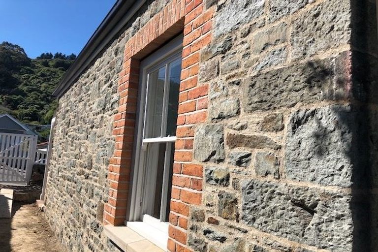 Photo of property in 75 Saint Davids Street, Lyttelton, 8082