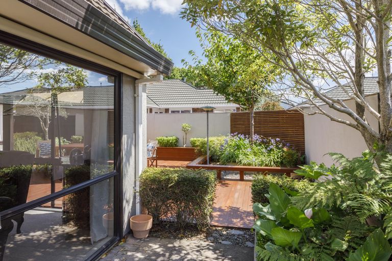 Photo of property in 8a Moerangi Street, West End, Palmerston North, 4410