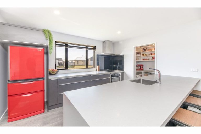 Photo of property in 12 Wandle Street, Marshland, Christchurch, 8083