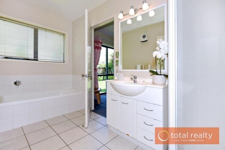 Photo of property in 8 Edmund Storr Road, Halswell, Christchurch, 8025