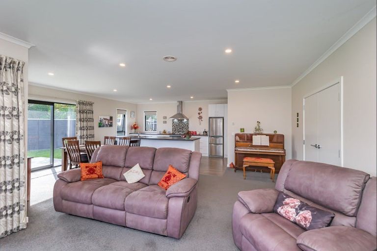 Photo of property in 21 Weld Street, Levin, 5510