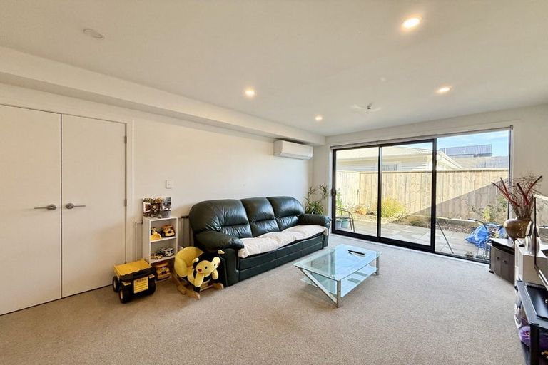 Photo of property in 6/27 Main Road, Wainuiomata, Lower Hutt, 5014