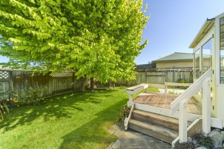 Photo of property in 7 Logan Way, Kelvin Grove, Palmerston North, 4414