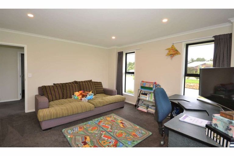 Photo of property in 5 Hoults Way, Kerikeri, 0230