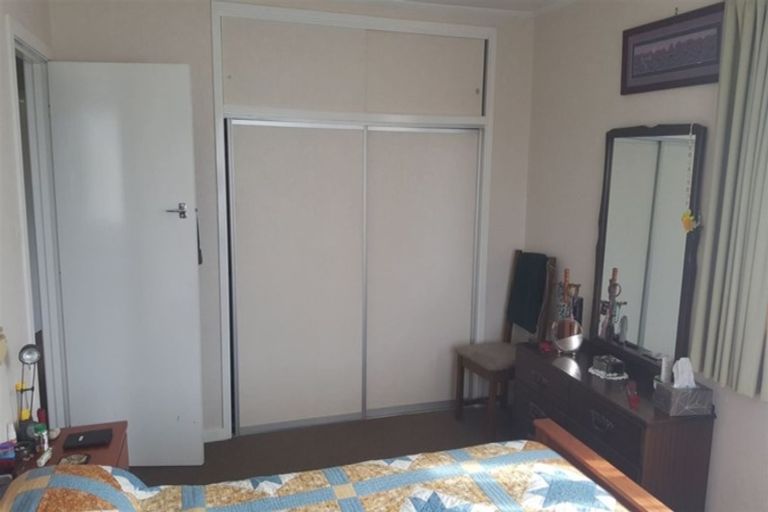 Photo of property in 12 Eaton Street, Waimate, 7924