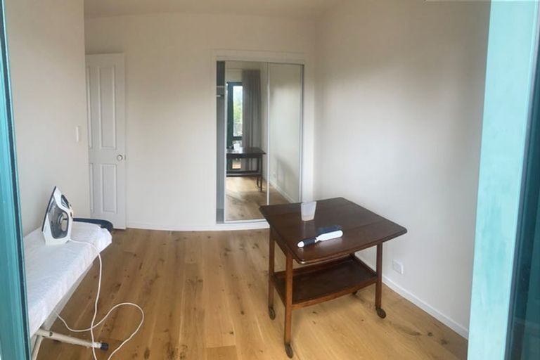 Photo of property in 4 Savoy Road, Orewa, 0931