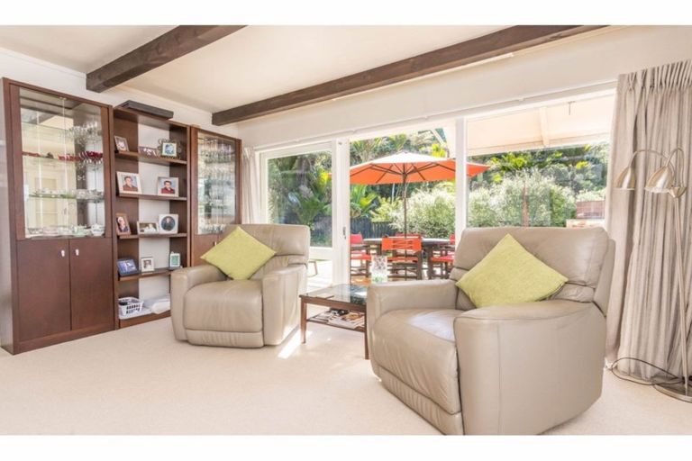 Photo of property in 177 Woodlands Park Road, Titirangi, Auckland, 0604