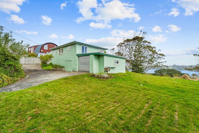 Photo of property in 111 Wharf Road, Port Albert, Wellsford, 0973