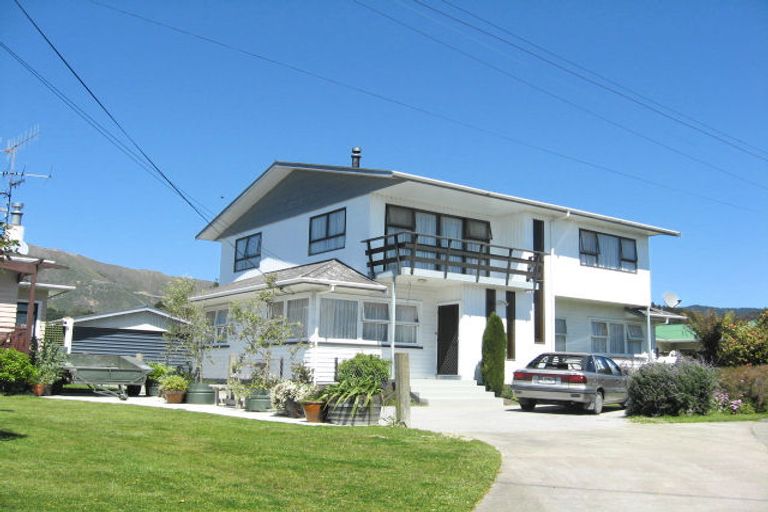 Photo of property in 40 Manson Avenue, Stoke, Nelson, 7011